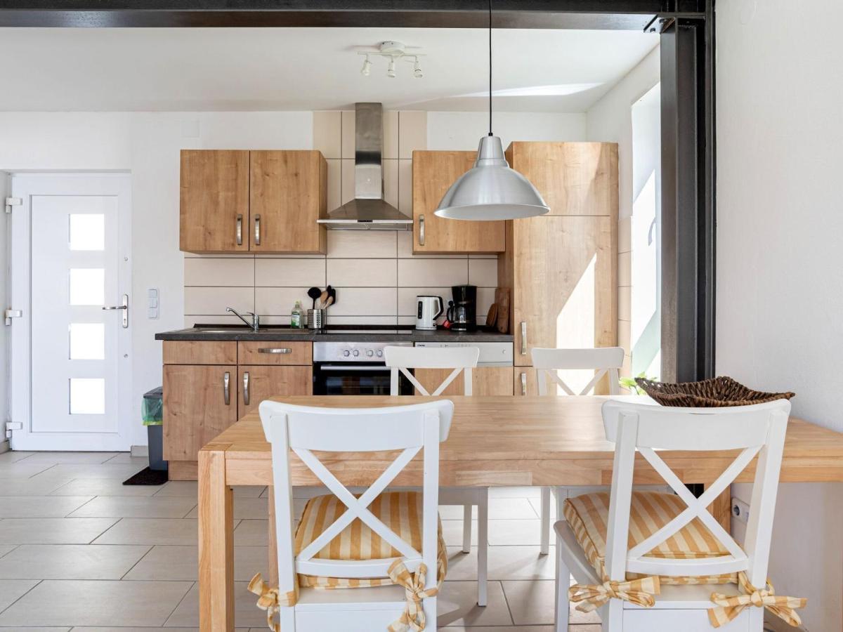 Flat In Eutin On The Kleiner Eutiner See Lake المظهر الخارجي الصورة