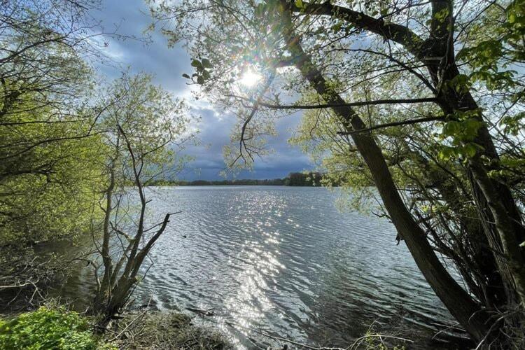 Flat In Eutin On The Kleiner Eutiner See Lake المظهر الخارجي الصورة